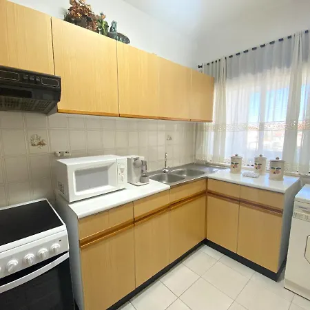 8 By Homing Албуфейра