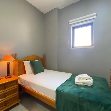 8 By Homing * Albufeira