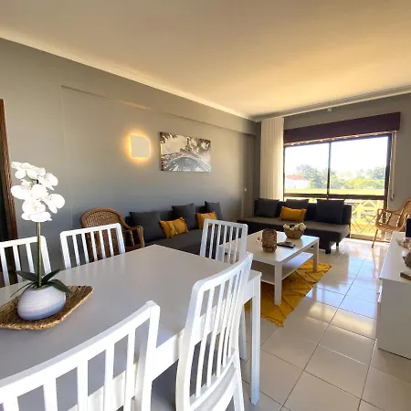 8 By Homing Albufeira