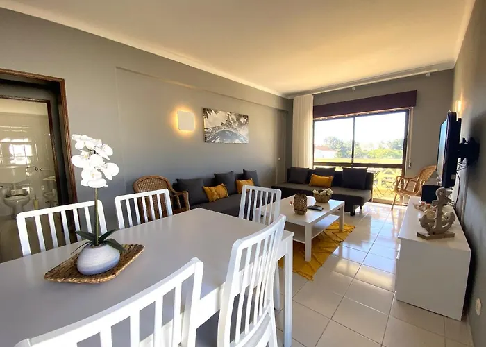 8 By Homing 알부페이라