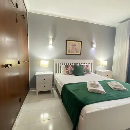 8 By Homing Albufeira